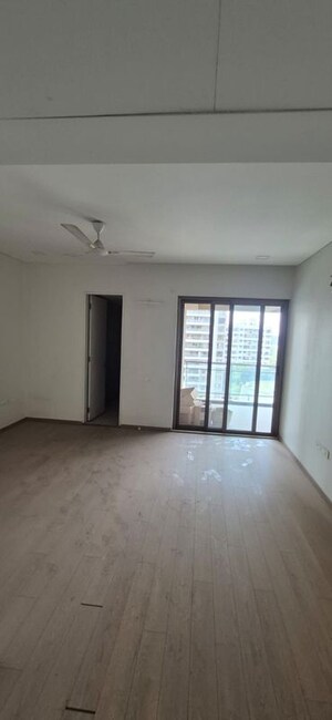 4 BHK Apartment For Rent in Panchshil One North, Magarpatta City