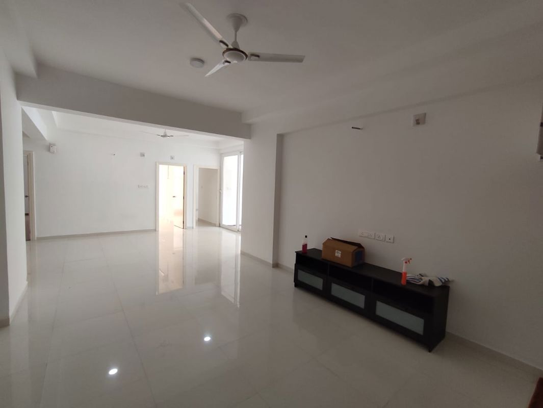 4 BHK + Pooja Room 2700 Sq.Ft. Apartment in Pacifica Hill Crest
