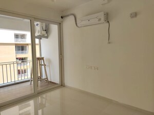 Room in 4 BHK Apartment at Pacifica Hill Crest, Gachibowli – for Rent