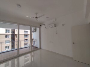 Room in 4 BHK Apartment at Pacifica Hill Crest, Gachibowli – for Rent