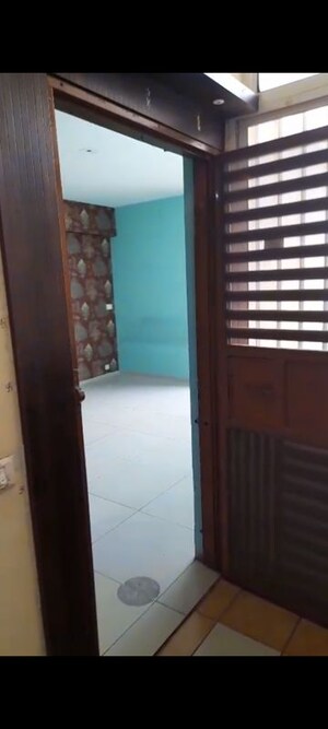 Furnished Amenities in 3 BHK Apartment at Wave City, Wave City – for Sale