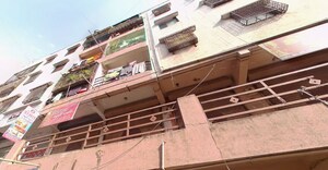  Apartment For Sale in Palsana
