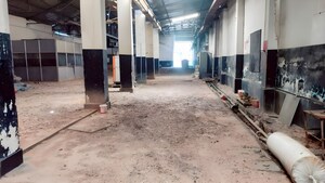Parking in  Shop at Jammu Tawi – for Sale