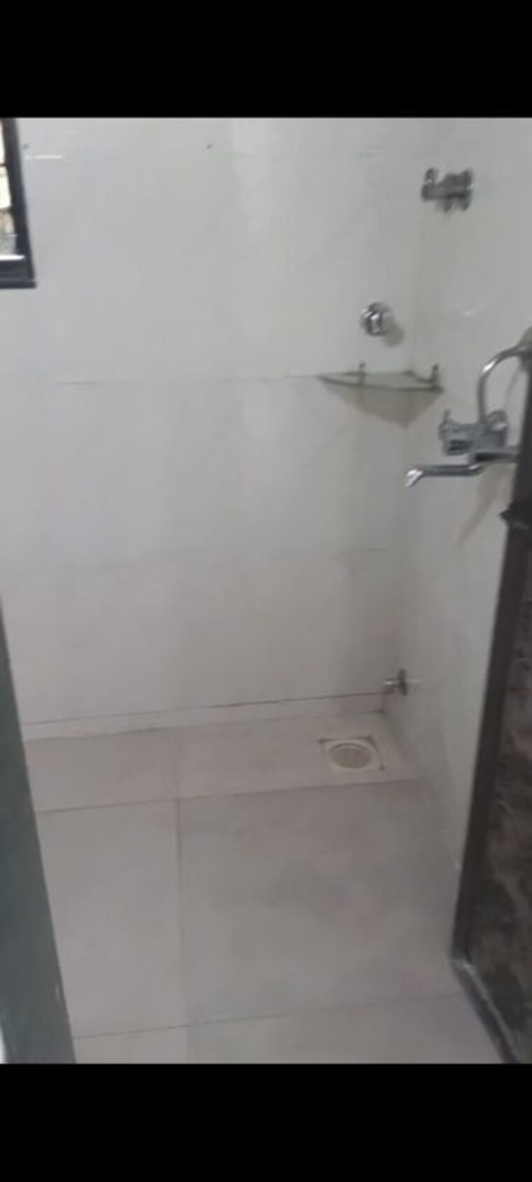 Bathroom, arihant-tower-byculla 2 Bedroom 560 Sq.Ft. Apartment In Byculla Mumbai 10445767