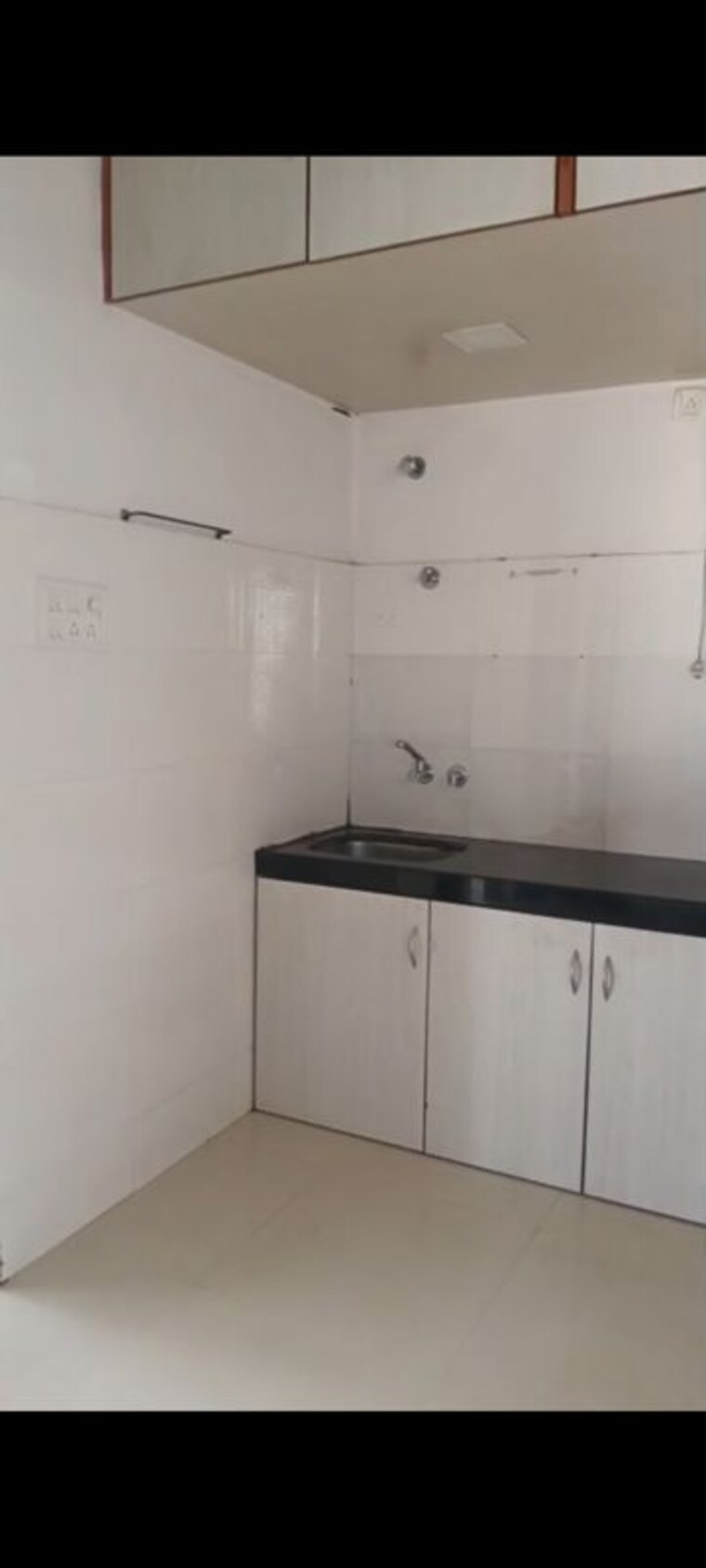Bathroom, arihant-tower-byculla 2 Bedroom 560 Sq.Ft. Apartment In Byculla Mumbai 10445767