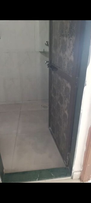 Furnished Amenities in 2 BHK Apartment at Arihant Tower Byculla, Byculla – for Rent
