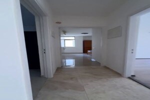 Room in 3 BHK Apartment at Hiranandani Estate Rodas Enclave, Ghodbunder Road – for Rent