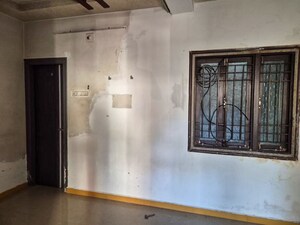 Room in  Independent House at Gundawadi – for Sale
