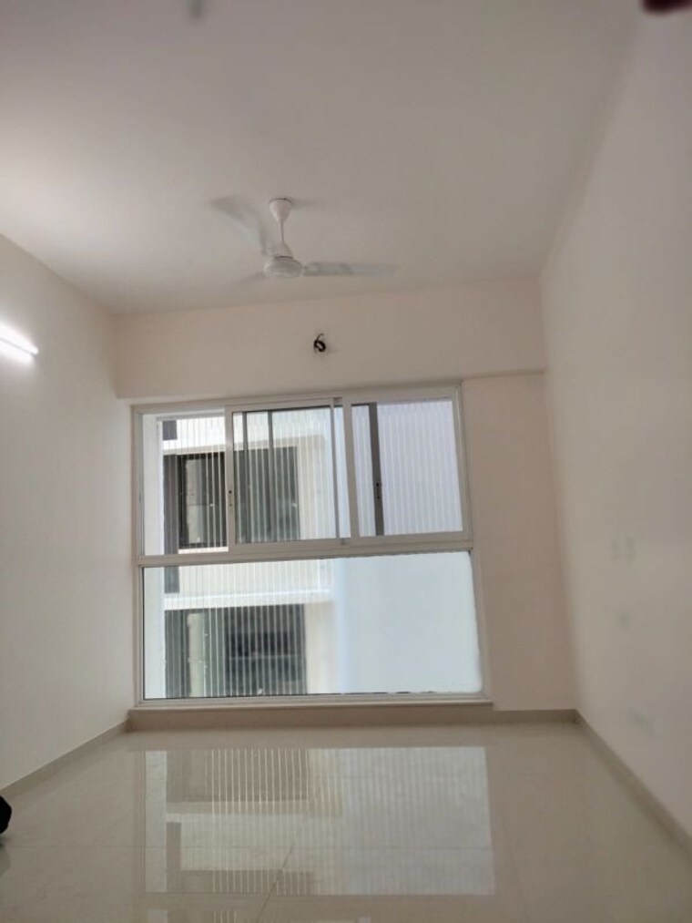 Room, rustomjee-cleon 1.5 Bedroom 550 Acre Apartment In Bandra East Mumbai 10445829