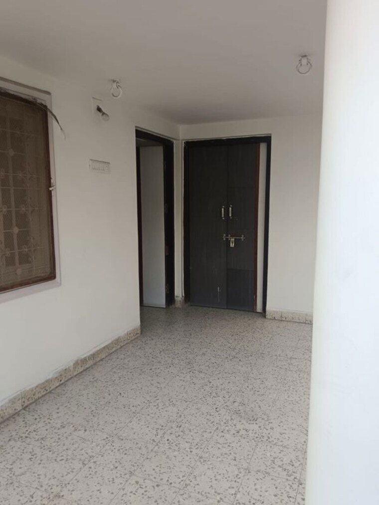 Room, paldi 1 Bedroom 350 Sq.Ft. Apartment In Paldi Ahmedabad 10445822