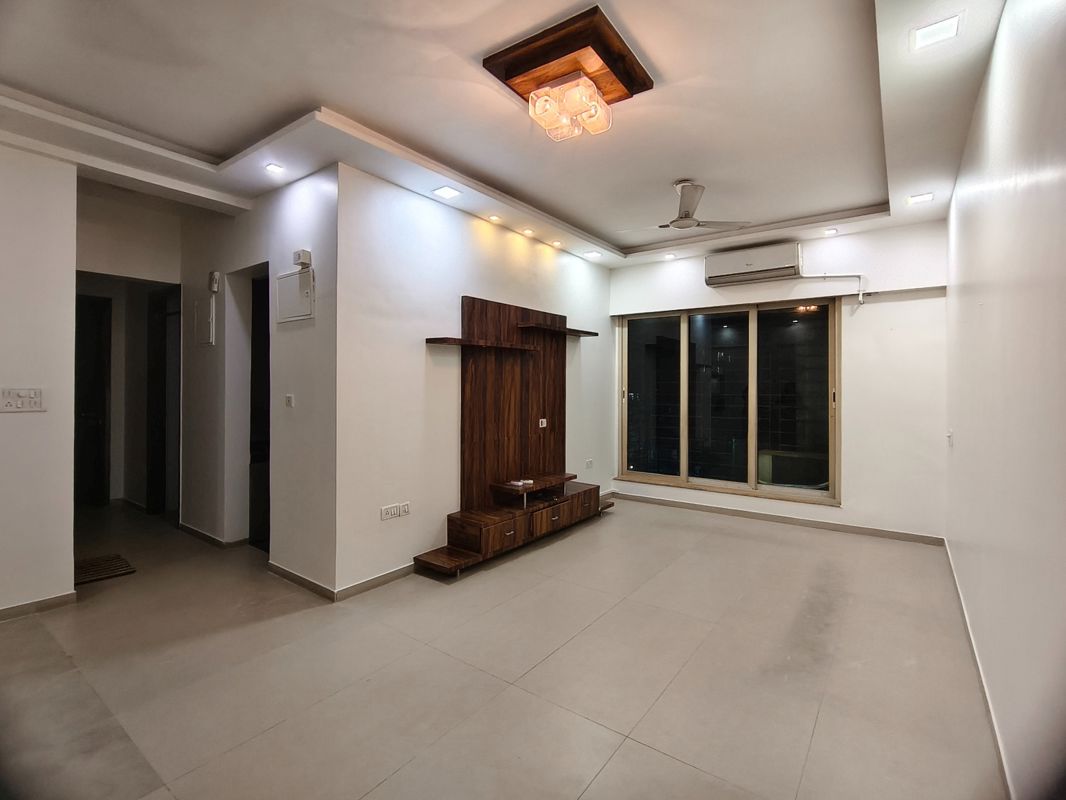 2 BHK + Pooja Room 750 Sq.Ft. Apartment in Vasant Valley Complex