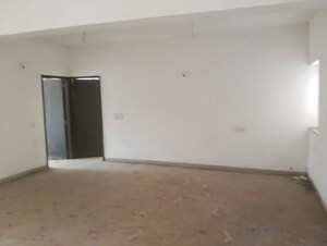 Room in  Apartment at Bhayli – for Sale