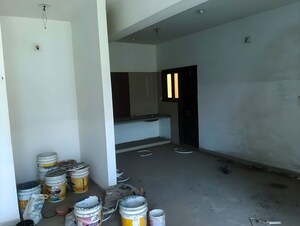 Room in  Apartment at Bhayli – for Sale