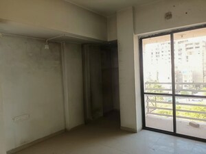 Room in  Apartment at Bhayli – for Sale