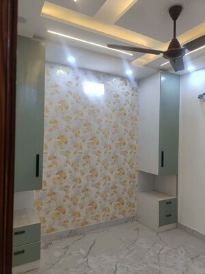 Bedroom in 2 BHK Apartment at Mansa Ram Park – for Rent