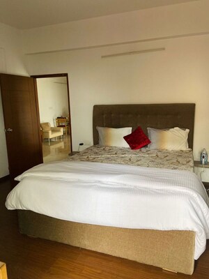 Bedroom in 2 BHK Apartment at Halasuru – for Sale