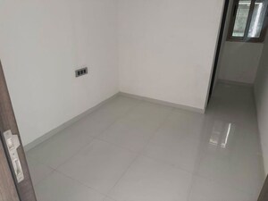 Room in 3 BHK Apartment at Bramhacorp The Collection, Kalyani Nagar – for Rent