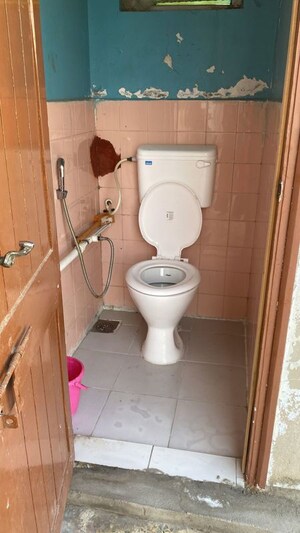 Bathroom in 1 RK Apartment at Satellite – for Rent