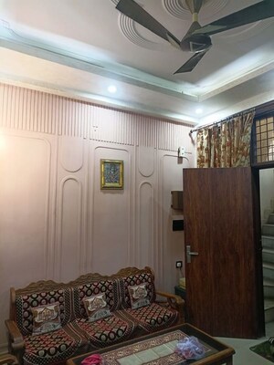 2 BHK Builder Floor For Rent in Vasundhara Sector 5
