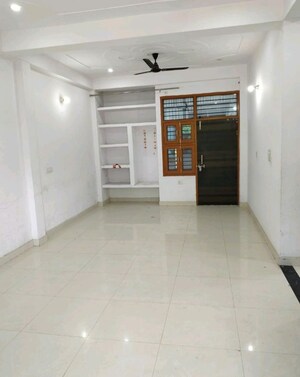 2 BHK Builder Floor For Rent in Xu 1 Greater Noida