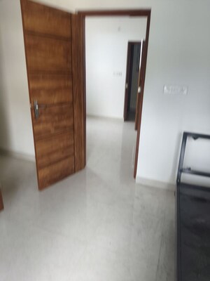 Room in 1 BHK Apartment at Lakshmi Enclave Bellandur, Bellandur – for Rent