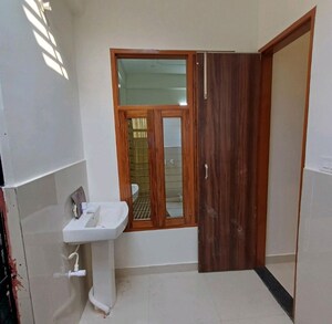 Furnished Amenities in 2 BHK Builder Floor at Beta I Greater Noida – for Rent