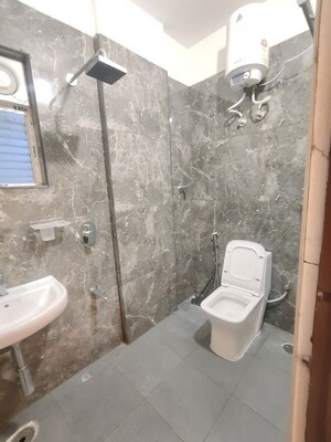 Bathroom in 1 BHK Apartment at Hsr Layout – for Rent