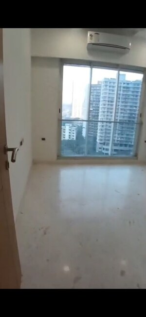 Bedroom in 2.5 BHK Apartment at Ekta Tripolis, Goregaon West – for Rent