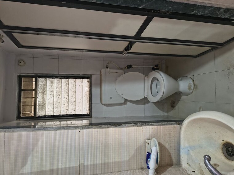 Bathroom, abhudaya-chs-kurla-east 1 Bedroom 400 Sq.Ft. Apartment In Kurla East Mumbai 10446144