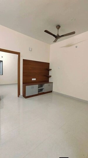 Room in 1 BHK Apartment at BM Residency Kondapur, Kondapur – for Rent