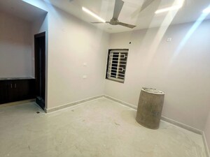 Room in 3 BHK Apartment at Sri Venkateshwara Nagar Colony – for Sale