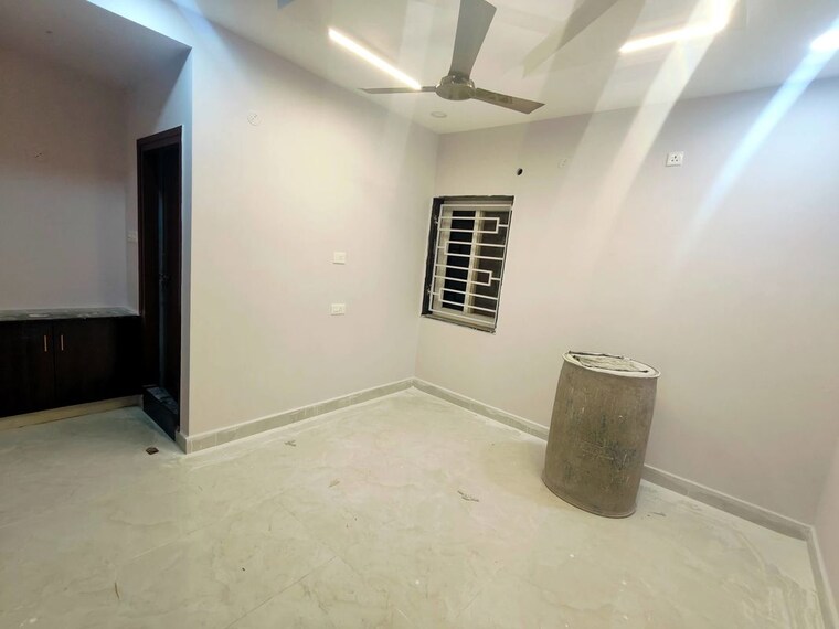 Room, sri venkateshwara nagar colony 3 Bedroom 1835 Sq.Ft. Apartment In Sri Venkateshwara Nagar Colony Guntur 10446166