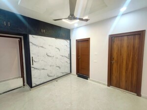 Room in 3 BHK Apartment at Sri Venkateshwara Nagar Colony – for Sale