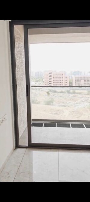 3 BHK Apartment For Rent in Adani Augusta, Tragad