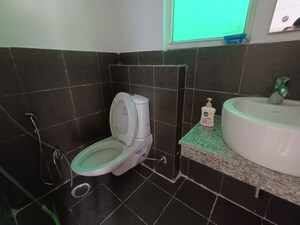 Bathroom in 2.5 BHK Builder Floor at Orchid Island, Sector 51 – for Sale