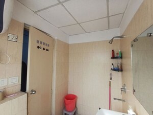 Bathroom in 2.5 BHK Builder Floor at Orchid Island, Sector 51 – for Sale