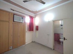 4 BHK + Pooja Room,Servant Room,Study Room,Extra Room,Store Room Builder Floor For Rent in Orchid Island