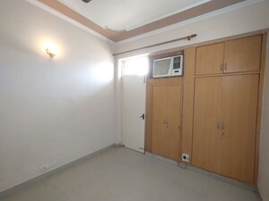 Room in 4 BHK Builder Floor at Orchid Island, Sector 51 – for Rent