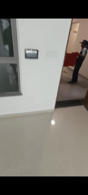 Furnished Amenities in 2 BHK Apartment at Kalpataru Immensa B, Kolshet Road – for Sale
