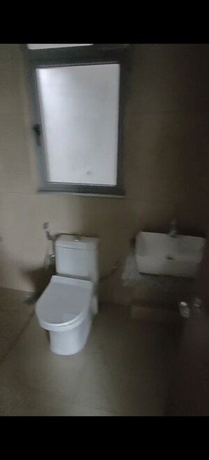 Bathroom in 2 BHK Apartment at Kalpataru Immensa B, Kolshet Road – for Sale
