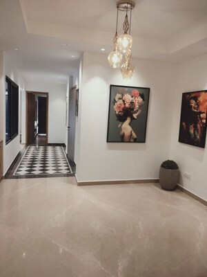 Room in 3 BHK Builder Floor at Ardee City, Sector 52 – for Sale