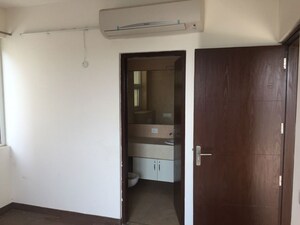 Room in 3 BHK Builder Floor at Orchid Island, Sector 51 – for Rent