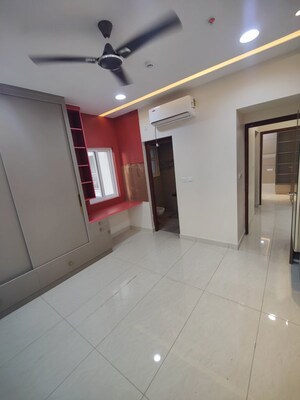 Room in 3 BHK Apartment at Prestige Beverly Hills, Kokapet – for Rent