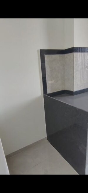 Room in 2 BHK Apartment at Damji Shamji Mahavir Spring Tulip Phase 1, Pokhran Road No Two – for Rent