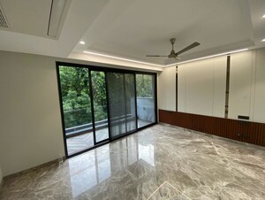 Room in 4 BHK Builder Floor at Anand Lok – for Sale