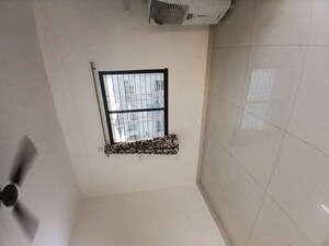 Room in 2.5 BHK Apartment at Sahakar Nagar – for Rent