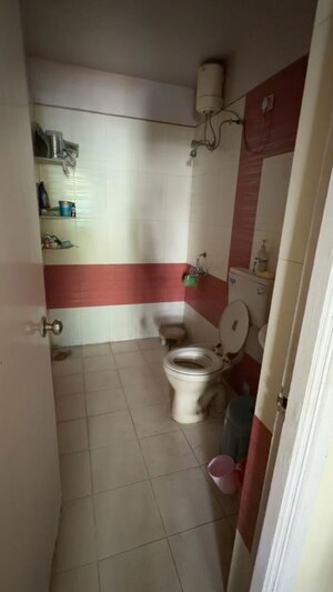 Bathroom in 2 BHK Apartment at Camp – for Rent