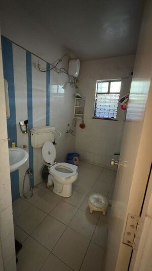 Bathroom in 2 BHK Apartment at Camp – for Rent