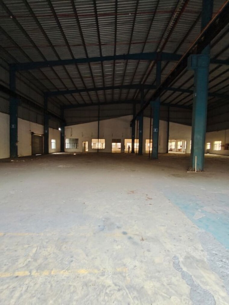  Parking, udyog vihar phase 5 Commercial Warehouse 12000 Sq.Ft. In Udyog Vihar Phase 5 Gurgaon 10446262