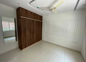 Room in 3 BHK Apartment at Prestige Beverly Hills, Kokapet – for Rent